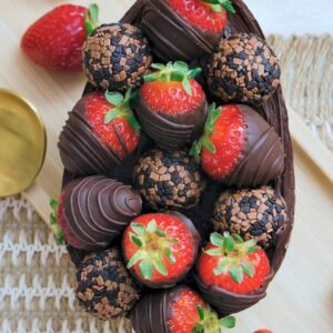 Dubai Chocolate Strawberry Dessert Recipe