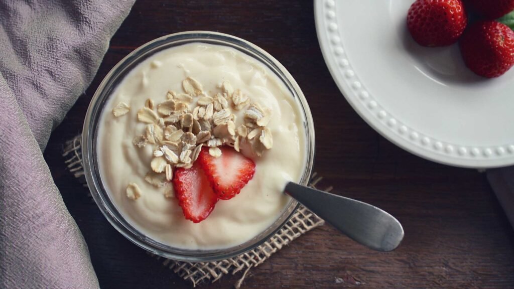Overnight Oats to serve with Strawberry Banana Chocolate Protein Smoothie Recipe