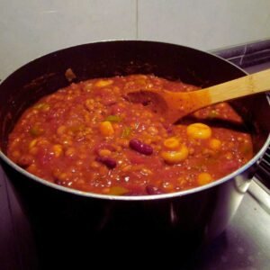 Easy chili with cocoa powder and cinnamon Recipe