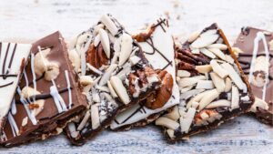 Keto Chocolate Bark with Peanut Butter Recipe