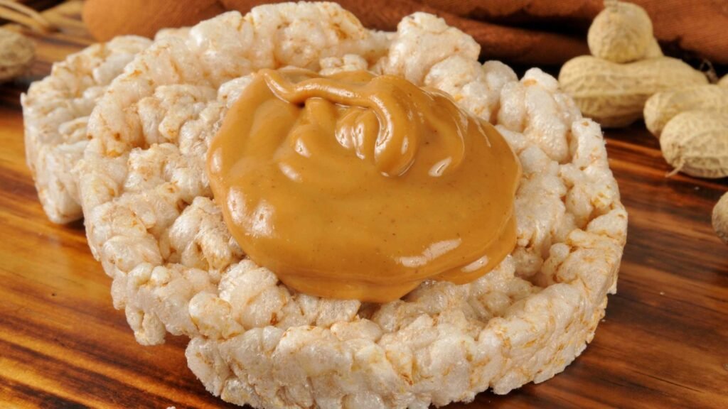 Rice cakes with almond butter to serve with ow Calorie White Chocolate Mocha