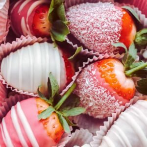 White Chocolate Cheesecake Stuffed Strawberries Recipe